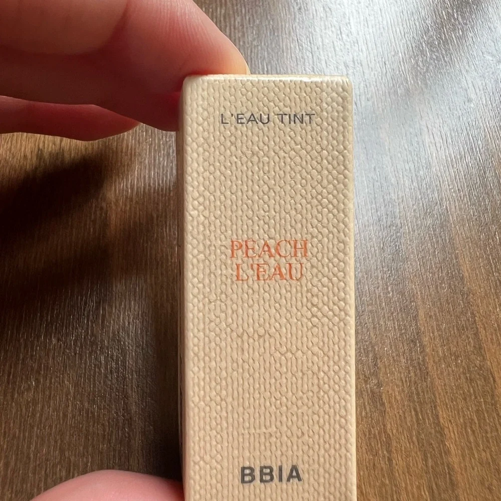 BBIA new L’eau tint lipstick gloss 07 peach l’eau NIB new 1.2g
